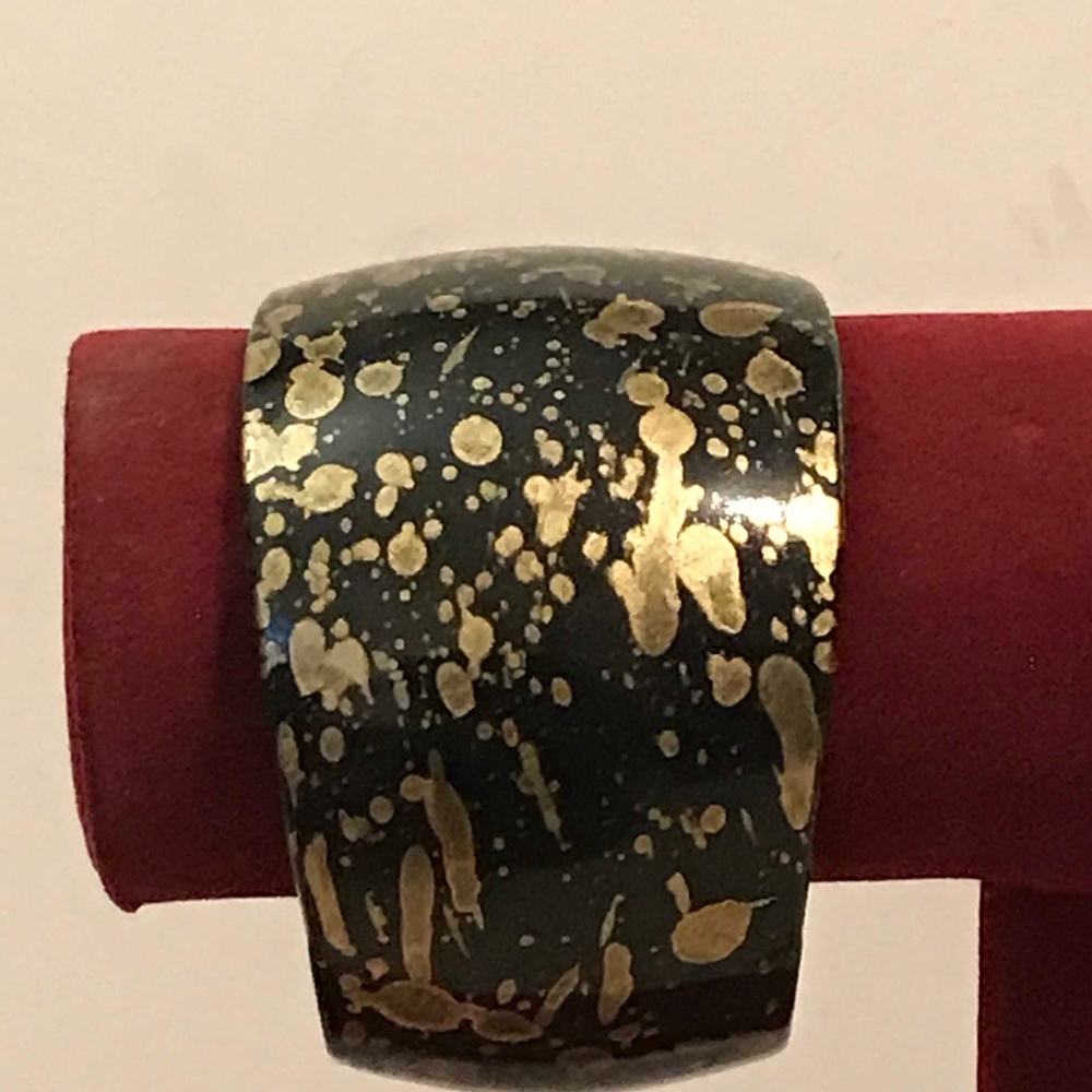 5/$20 Gold and Black Chunky Bracelet